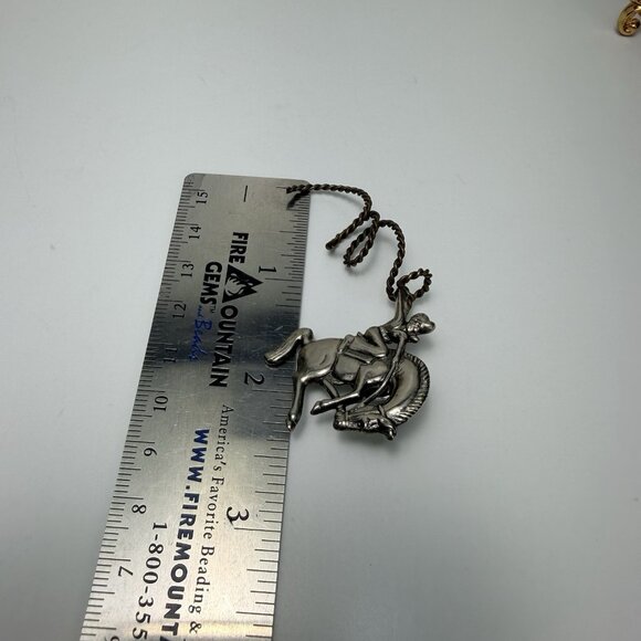 Cowboy on Bucking Bronco Horse in Horseshoe Pin Mix Materials Rare - Picture 3 of 7